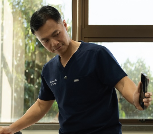 Blood In Urine (Hematuria) Specialist in Singapore